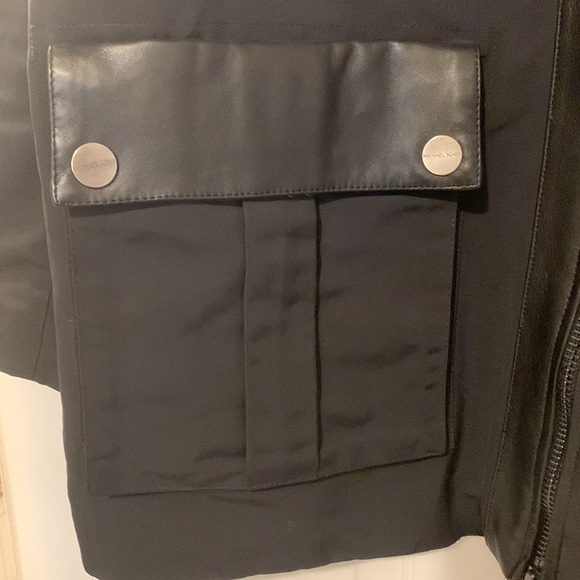 Michael Kors men light jacket used once looks new with some leather design - Picture 6 of 12